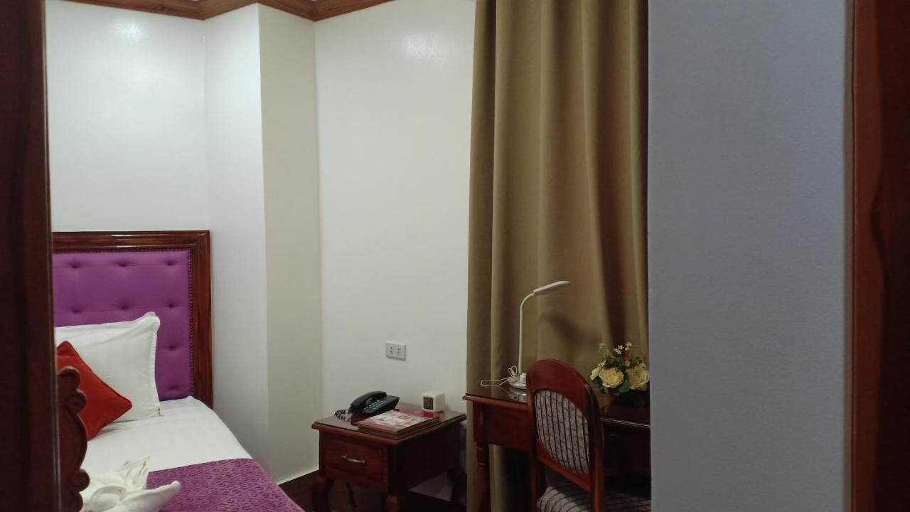 Cln Boutique Hotel Таклобан Екстериор снимка