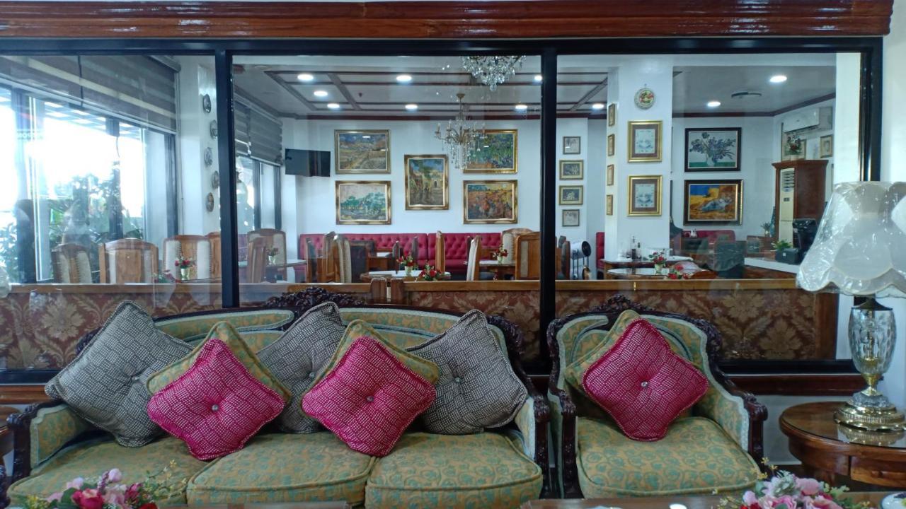Cln Boutique Hotel Таклобан Екстериор снимка