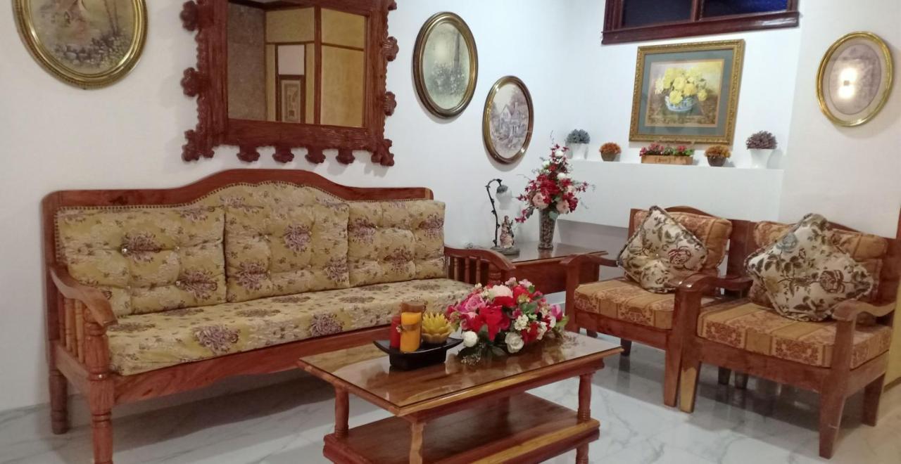 Cln Boutique Hotel Таклобан Екстериор снимка