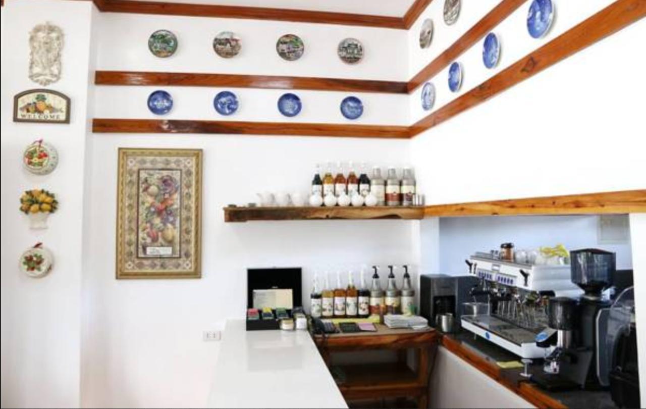 Cln Boutique Hotel Таклобан Екстериор снимка